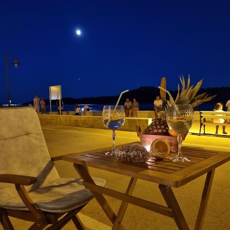 Sea Star Hotel ตรีบูนย์ ภายนอก รูปภาพ